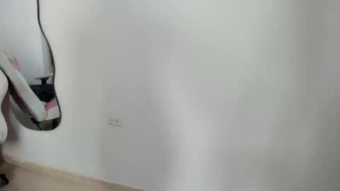 kamilasexi_69 online show from October 7, 10:07 pm