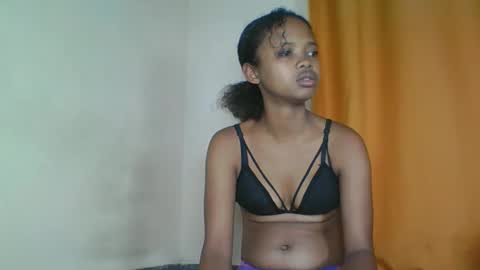 kamillah69 online show from March 10, 2:38 am