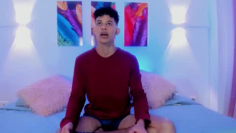 Kami online show from November 28, 6:21 pm