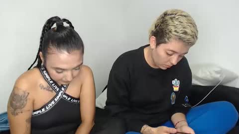 kammy   y   camila online show from March 10, 1:10 am