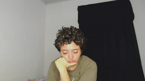 Snapshot of kammy_cami chatting on July 17, 11:17 am kammy y camila online show from July 17, 11:17 am