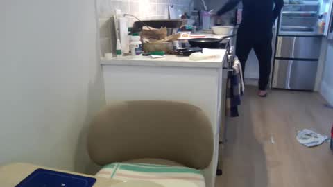 Snapshot of kanadians chatting on January 6, 3:16 pm Cam with Me Vixens DM me online show from January 6, 3:16 pm