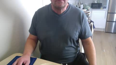 Snapshot of kanadians chatting on March 8, 9:18 pm Cam with Me Vixens DM me online show from March 8, 9:18 pm