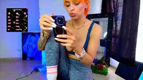 Snapshot of kandygirl_023 chatting on July 17, 1:07 pm hello Im Danni online show from July 17, 1:07 pm
