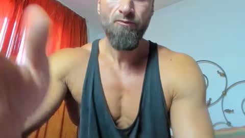 Snapshot of kanegriffin26 chatting on May 14, 3:19 pm Kane OF strongkane online show from May 14, 3:19 pm
