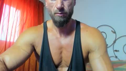 Snapshot of kanegriffin26 chatting on May 26, 1:51 pm Kane OF strongkane online show from May 26, 1:51 pm