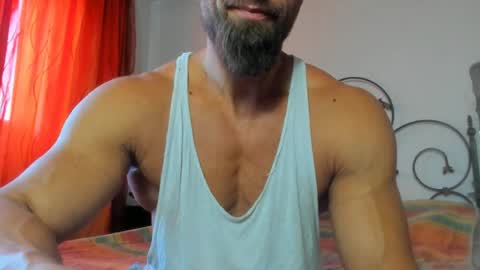 Snapshot of kanegriffin26 chatting on July 6, 11:29 am Kane OF strongkane online show from July 6, 11:29 am