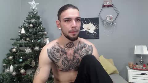 Snapshot of kanehunter chatting on December 17, 12:22 pm Kane online show from December 17, 12:22 pm