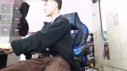 andres online show from March 12, 3:40 pm