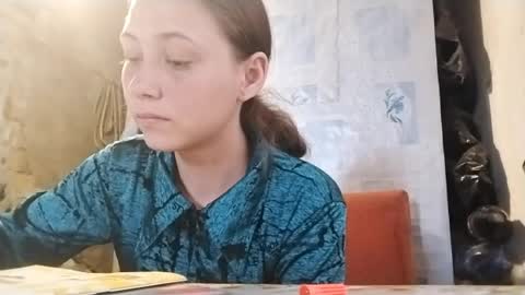 Snapshot of kanishawehrsig chatting on June 6, 3:28 pm Eva online show from June 6, 3:28 pm