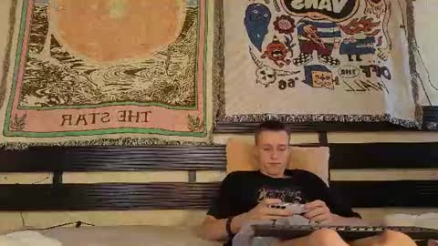 Snapshot of kano_kandy chatting on July 15, 2:50 am Kano and Kandy online show from July 15, 2:50 am