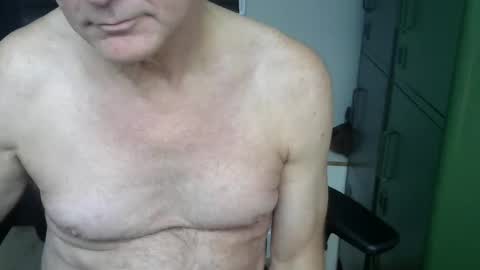 Snapshot of kapitein_rob chatting on December 8, 11:35 am Robbie online show from December 8, 11:35 am