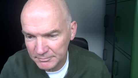 Snapshot of kapitein_rob chatting on October 18, 9:10 am Robbie online show from October 18, 9:10 am