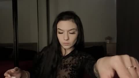 Snapshot of kara_life chatting on October 1, 1:44 am kara_life online show from October 1, 1:44 am