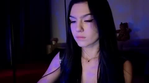 Snapshot of kara_life chatting on October 3, 1:13 am kara_life online show from October 3, 1:13 am