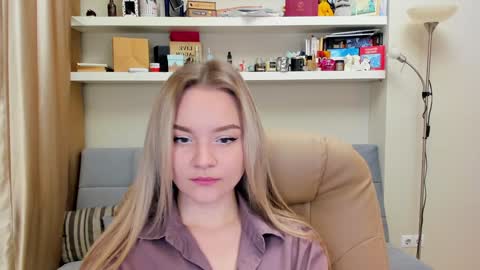 Snapshot of kara_smith_ chatting on January 14, 10:23 pm Kara. Off from 15th till 24th of December online show from January 14, 10:23 pm