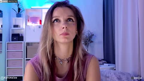 Snapshot of karamelsw chatting on October 27, 11:09 pm Julia online show from October 27, 11:09 pm