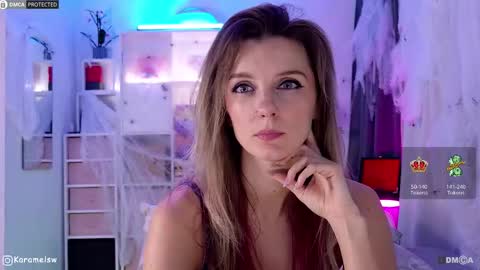 Snapshot of karamelsw chatting on November 3, 10:10 pm Julia online show from November 3, 10:10 pm