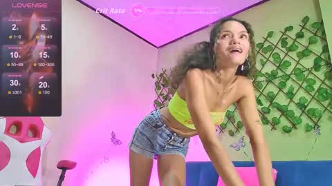 Karen  online show from September 25, 3:27 pm