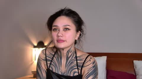 karenhotflirt online show from May 15, 2:46 pm