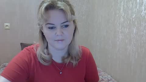 karennelsonx online show from January 9, 12:09 pm