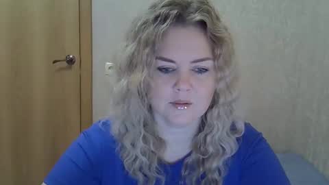 karennelsonx online show from November 30, 2:54 pm