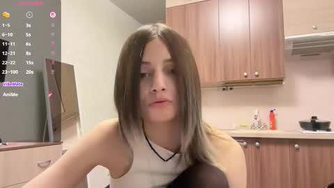 May online show from November 17, 3:07 pm