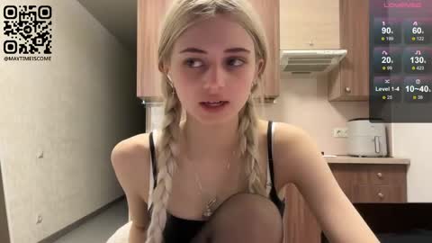 Snapshot of karensimilton chatting on May 14, 3:08 pm May online show from May 14, 3:08 pm