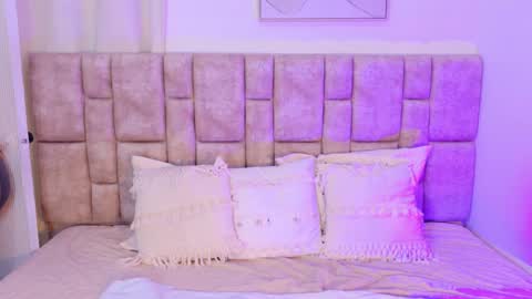 kariina_wong online show from November 29, 7:50 pm