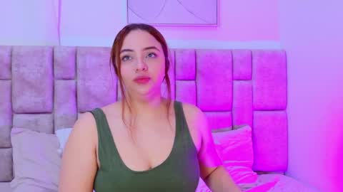 kariina_wong online show from January 6, 7:17 pm