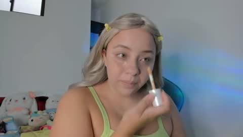 kariina_wong online show from July 2, 8:48 pm