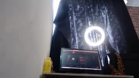 karima_sarabe online show from May 1, 5:17 pm