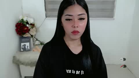 I AM BELLE online show from October 3, 9:28 am