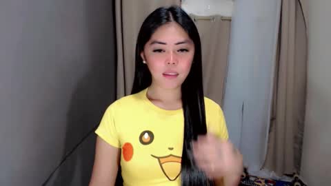 I AM BELLE online show from April 29, 2:54 pm