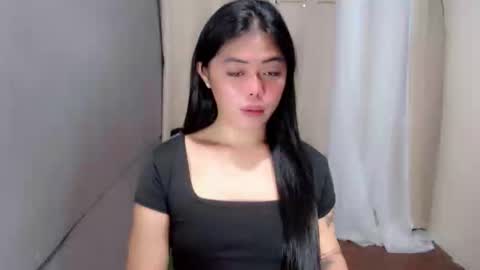 Snapshot of karina_fuckdoll chatting on June 4, 9:10 pm I AM BELLE online show from June 4, 9:10 pm