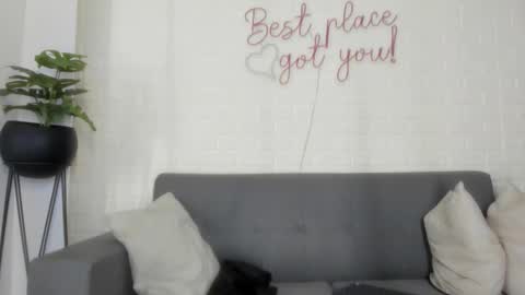 Snapshot of karina_gomez_18 chatting on February 12, 11:38 am Kari online show from February 12, 11:38 am