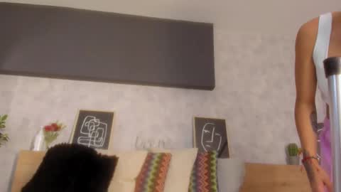 Snapshot of karina_gomez_18 chatting on March 6, 11:39 am Kari online show from March 6, 11:39 am