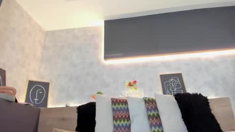 Snapshot of karina_gomez_18 chatting on March 15, 11:27 am Kari online show from March 15, 11:27 am