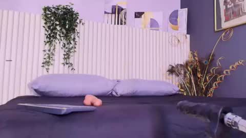 Snapshot of karina_gomez_18 chatting on June 12, 10:47 am Kari online show from June 12, 10:47 am