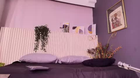 Snapshot of karina_gomez_18 chatting on June 14, 10:39 am Kari online show from June 14, 10:39 am
