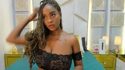 karinaacox online show from March 1, 1:02 pm