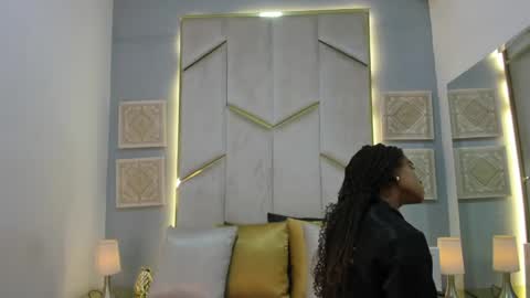 Snapshot of karinaacox chatting on May 31, 12:01 pm karinaacox online show from May 31, 12:01 pm