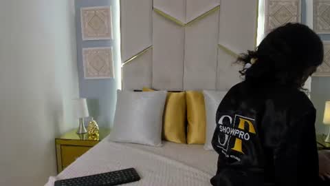 Snapshot of karinaacox chatting on June 18, 12:09 pm karinaacox online show from June 18, 12:09 pm
