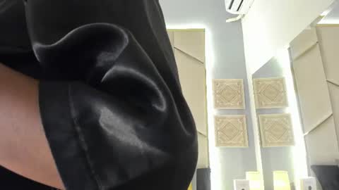Snapshot of karinaacox chatting on July 28, 12:01 pm karinaacox online show from July 28, 12:01 pm