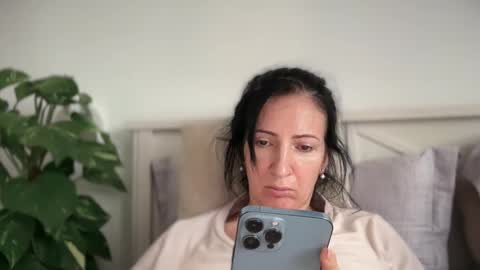 Karina online show from February 4, 1:48 pm