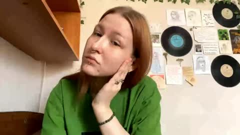 Karina online show from April 25, 8:17 am