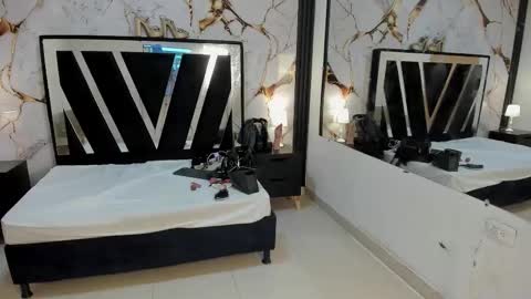 Snapshot of karinasimonz chatting on December 4, 2:04 pm KarinaSimonz online show from December 4, 2:04 pm