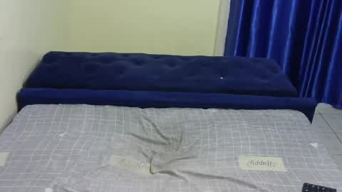 Snapshot of karinda_d chatting on June 15, 8:27 am karinda_d online show from June 15, 8:27 am