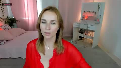 Snapshot of karinella_x chatting on July 3, 12:00 pm Karina online show from July 3, 12:00 pm