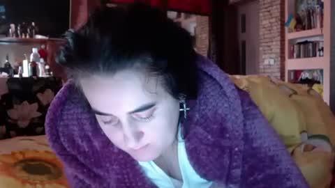 Snapshot of karinkabrunetka2 chatting on December 15, 7:45 am karinkabrunetka2 online show from December 15, 7:45 am